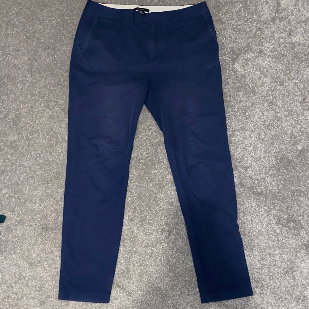 Forever 21 Womens size 27 Navy Pants fits a small